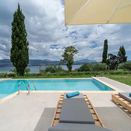 Villa Antinoi Lixouri